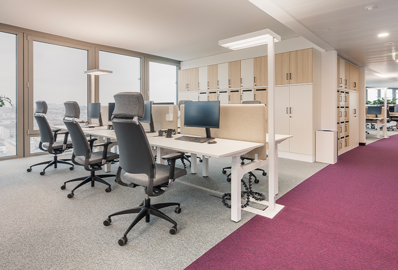 Workstations2_AstraZenecaVienna.png