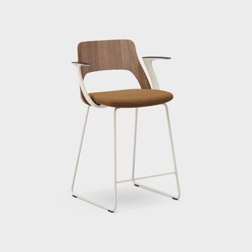 Art. 944ALSLEDGE